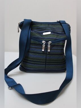 Baggallini Horizon cross body bag